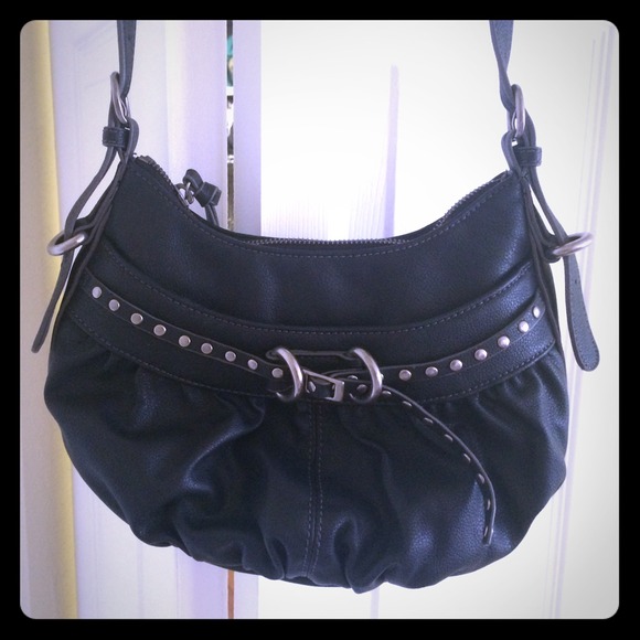 Nine West black crossbody purse