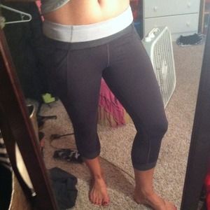 ❌Hold❌Lulu chase me crop II pics