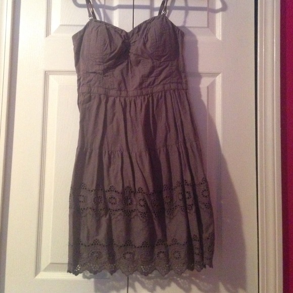 American Eagle Gray Lace Dress!