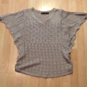 🎀Taupe bat wing sweater🎀