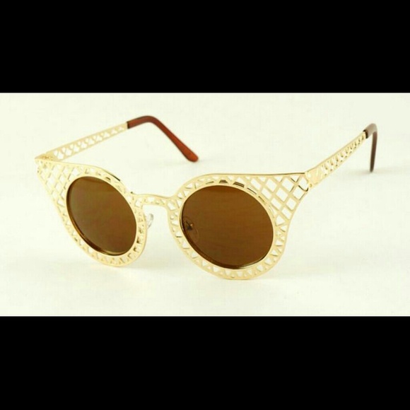 Women Sunglass Retro Cateye Lace Hollow Metal Fram