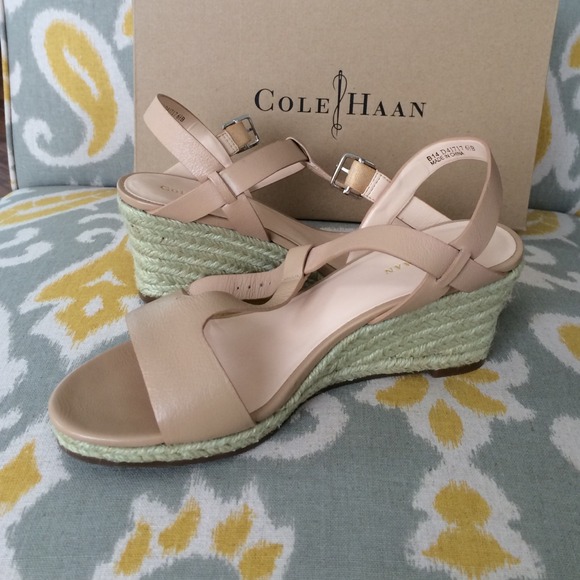 Not for sale-Cole Haan nude sandels NWT with box