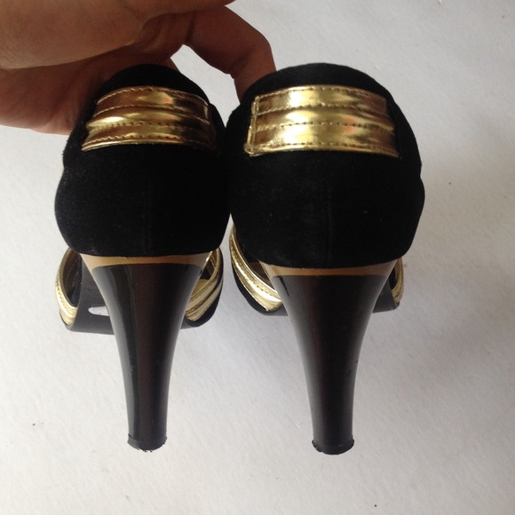 🚫SOLD🚫 Miss Me Heels - Picture 4 of 4