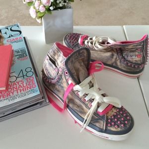 Diesel high top sneakers. New