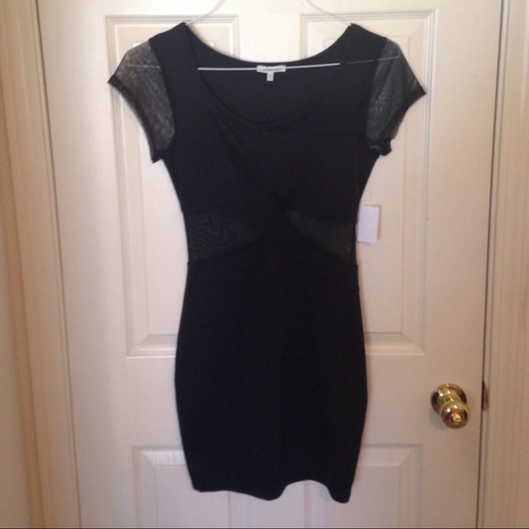 Black Dress - Picture 4 of 4