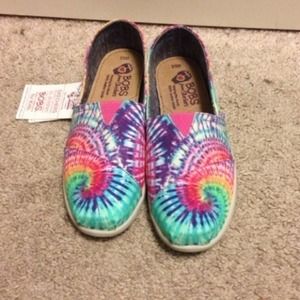 🐢NWT Tie Dye BOBS