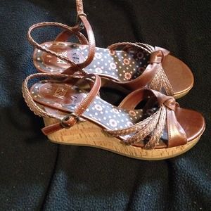 Brown open toe wedges