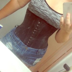 Waist trainer