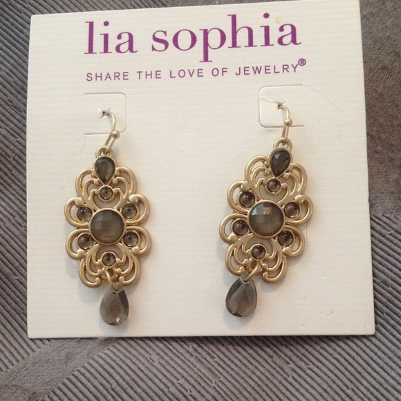 Lia Sophia earrings/REDUCED. Sold with bundle!!!