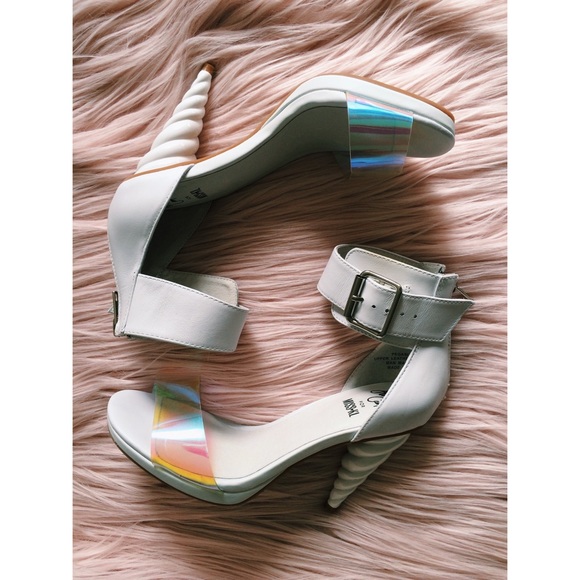 Jeffrey Campbell Shoes - 2X HP 💖 Jeffrey Campbell Pegasus Iridiscent Heels