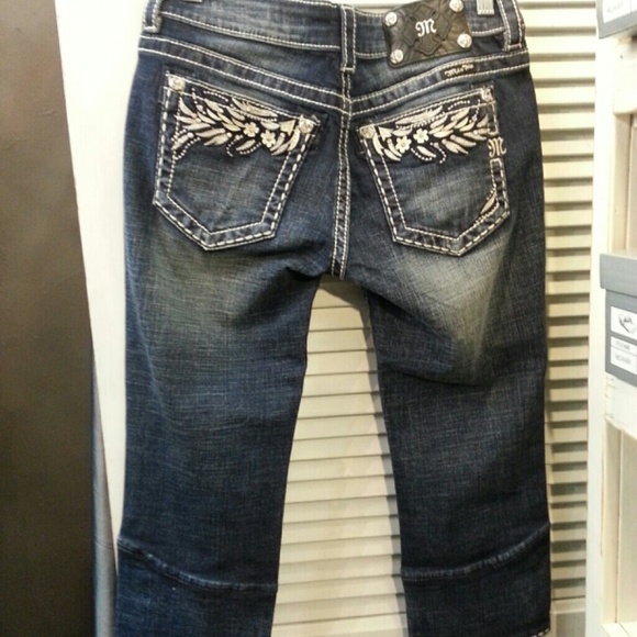 Jeans - Picture 2 of 2
