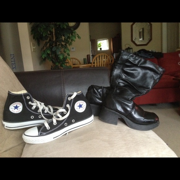 Kids converse chuck Taylor sneakers/ on hold