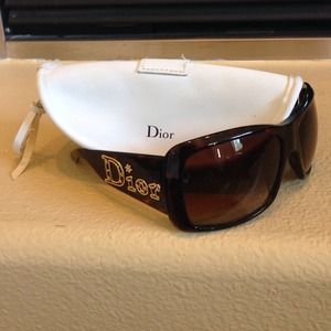 AUTHENTIC Dior Sunglasses