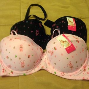 Pretty Sophia bras  40D for @jaci66