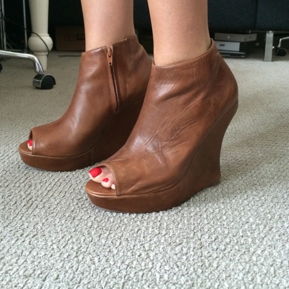 Jeffrey Campbell! High wedges! Perfect for summer!