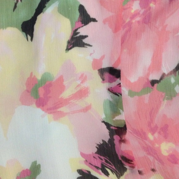 💘Stunning floral top💘💘 - Picture 4 of 4