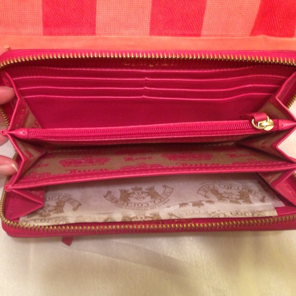 SOLD | Authentic Juicy Couture Wallet - Picture 3 of 4