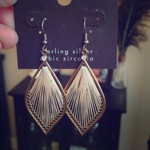 🎉Gold and Ivory Earrings🎉