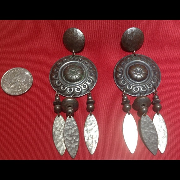 🎉HP🎉Hand Hammered Metal Dangle Post Earrings - Picture 2 of 2