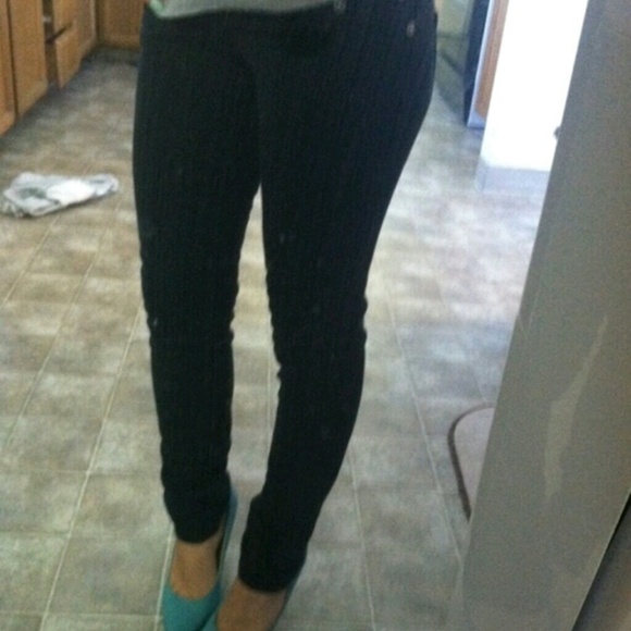 BH black skinnies