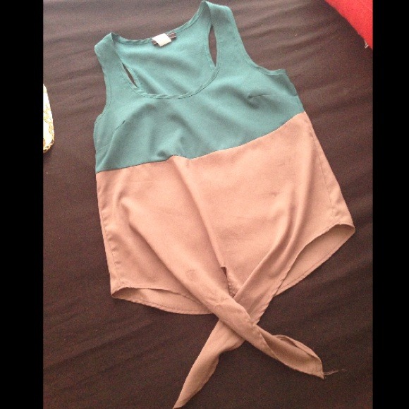 2 Tone Grey & Turq. Top - Picture 2 of 3