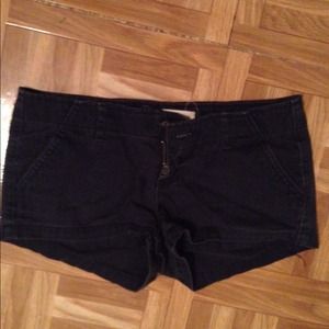 Hollister navy shorts. Perfect for summer! ☀️