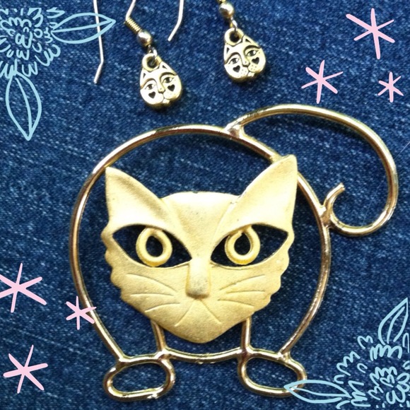 Jewelry - Vintage Cat Pin & Kitty Earrings
