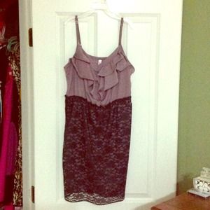 Grey and black short dress with ruffle detail