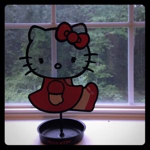 Hello kitty earring holder