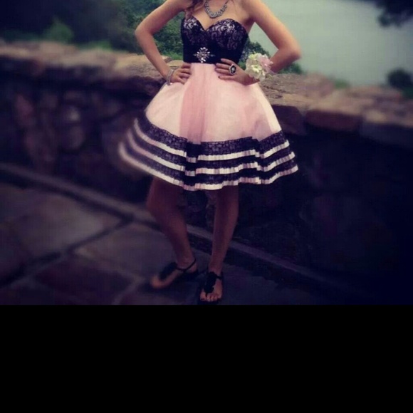 Prom dess - Picture 4 of 4