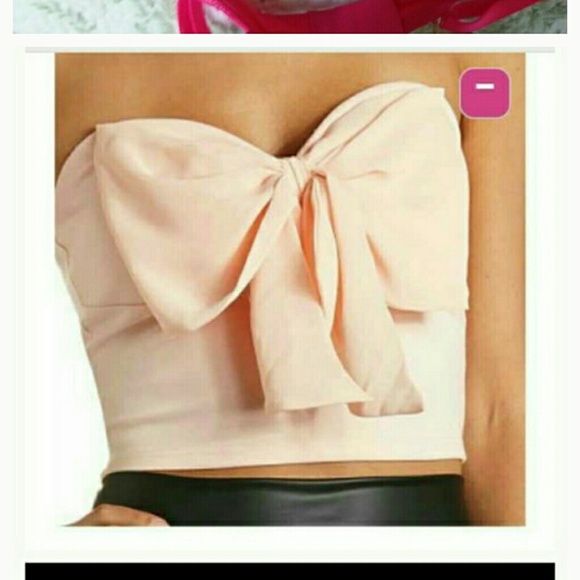 NWOT Bow crop top