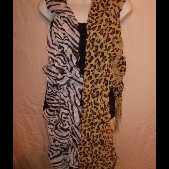 @Vanessa 2 for 1 multi purpose animal print scarve - Picture 4 of 4
