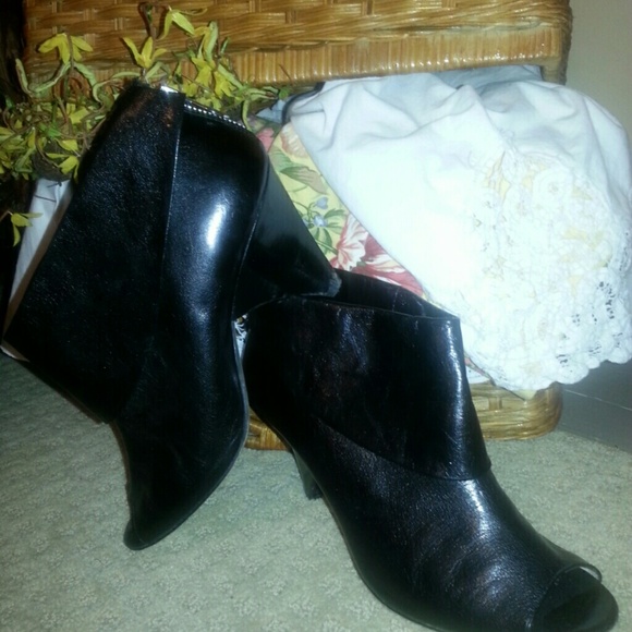 Black, open toe, zip, Michael Kors boots
