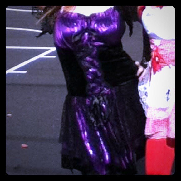 Costume