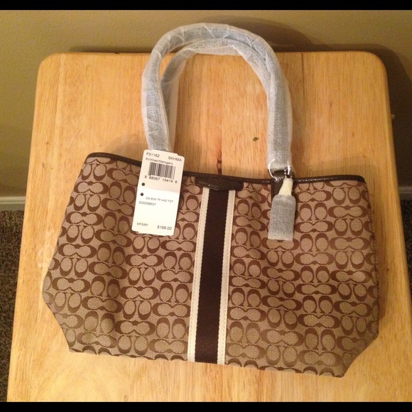 Mini Coach hand tote
