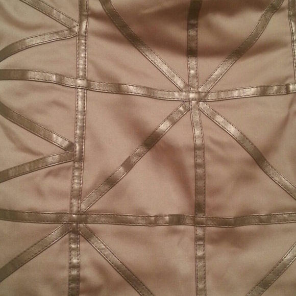 Geometric Bandage Style Dress - Picture 3 of 3