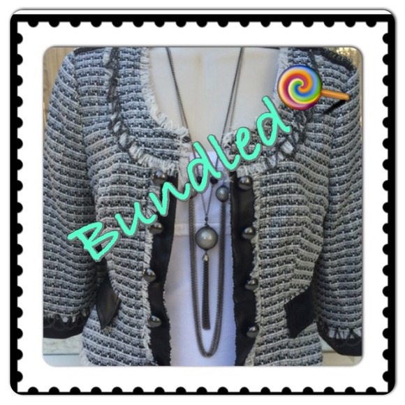 bebe Jackets & Blazers - 💗Bebe couture button down jacket💗