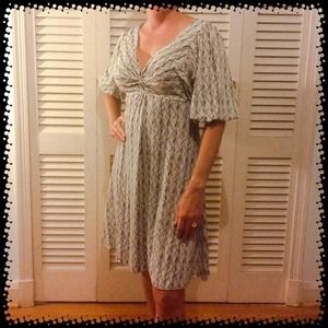 👗Like new! Sm. Max Studio knot dress👗