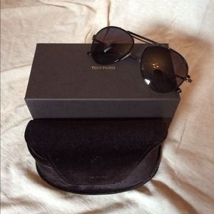 Tom Ford Black Aviator Sunglasses 100% AUTHENTIC