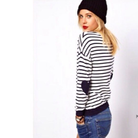 Sweaters - NWT Heart Elbow Patch Sweater