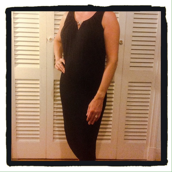 🌻Sm. Black dress silver detail! 🌻