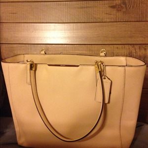 Tan Coach purse