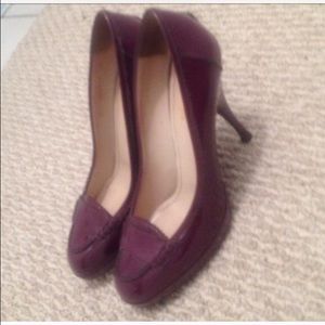 Yves St. Laurent Violet pumps...size 39