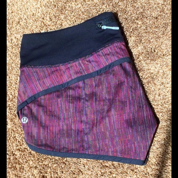 Lulu speed shorts ISO NWT size 4 plz - Picture 1 of 1