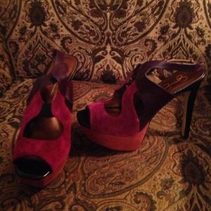 Jessica Simpson heels