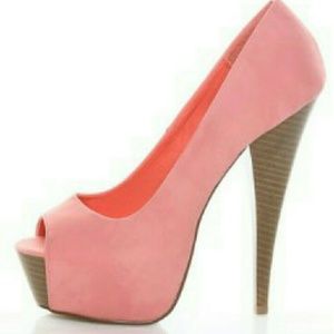 NWOT w/box Coral Nubuck Platform Peep Toe Pumps