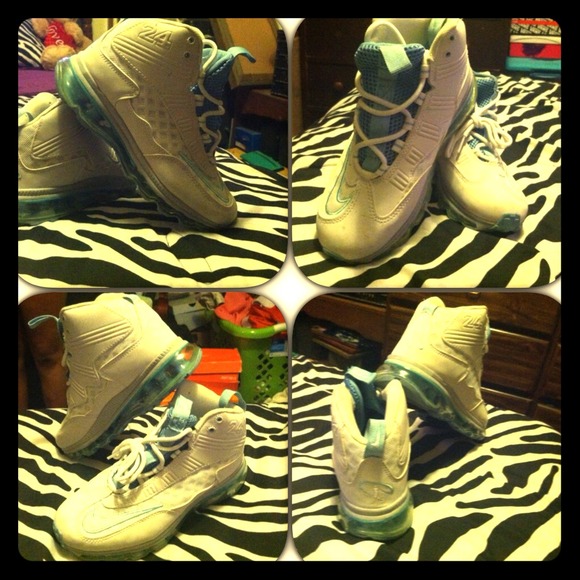 White and light blue Griffeys