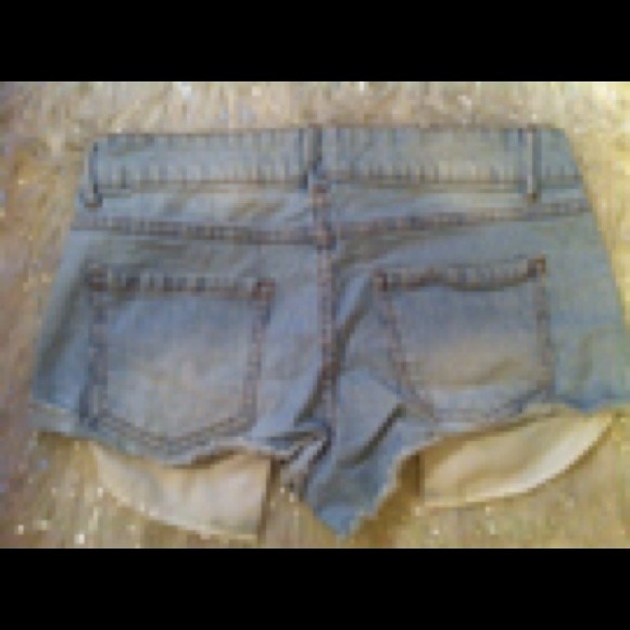 Size 27 striped forever 21 shorts - Picture 2 of 2