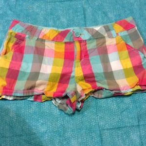 No boundaries plaid shorts