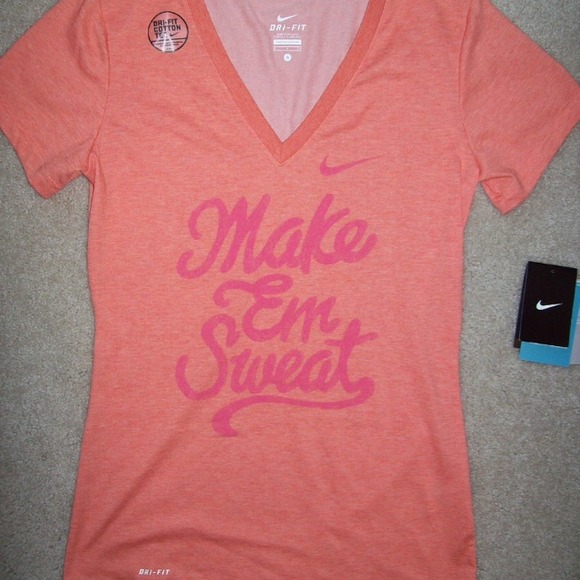 💢SOLD in Nike Bundle💢Nike Dri Fit shirt